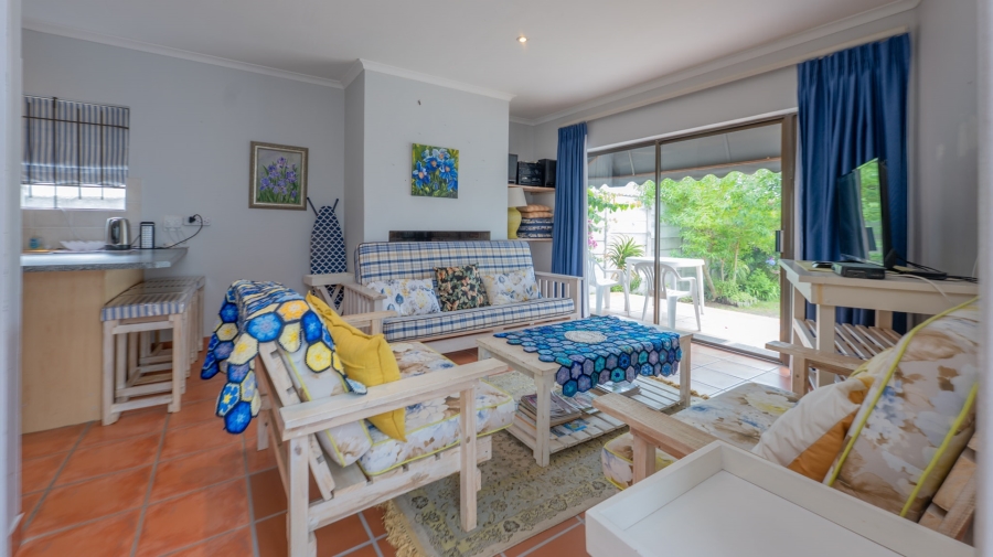 5 Bedroom Property for Sale in Struisbaai Western Cape